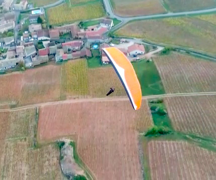 Parapente Nervures DIAMIR 2 : vente DIAMIR 2 taille S 70/95 +/- 10 h de vol. vente DIAMIR 2 taille S 70/95 +/- 10 h de vol