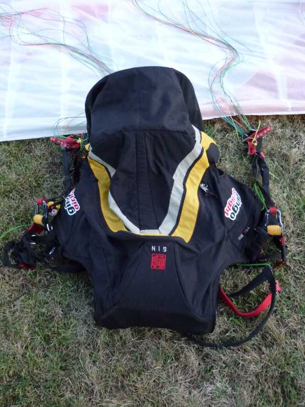 Sellette Gingo airlight et Altiplume XC : 2 Sellettes Gingo airlight et Altiplume XC. 2 Sellettes Gingo airlight et Altiplume XC