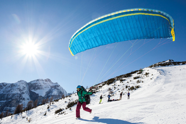 Parapente Nova Prion 3 : Excellente occasion pour débutants et debut en thermiques. Excellente occasion pour débutants et debut en thermiques