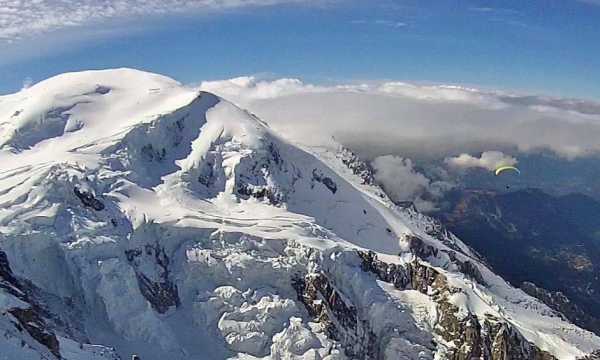 Parapente Macpara Muse 4 : Macpara Muse 4 , août 2015, en excellent état, 57 heures de vol.. Macpara Muse 4 , août 2015, en excellent état, 57 heures de vol.