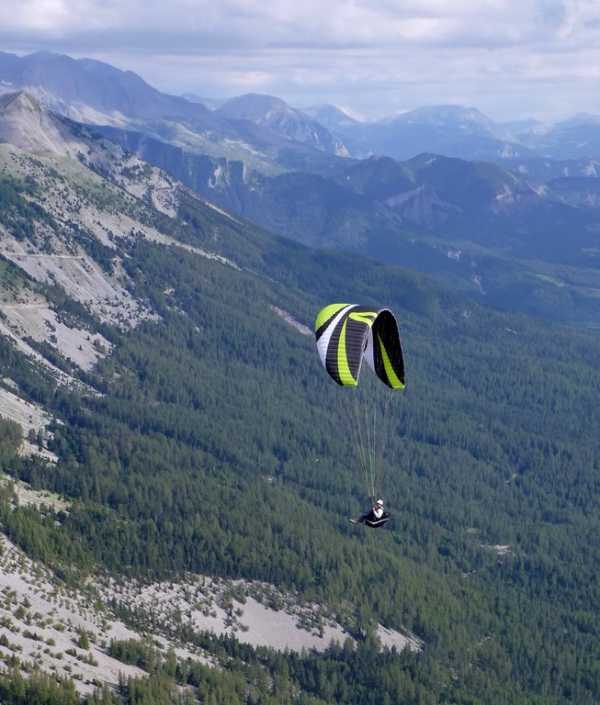 Parapente Skywalk Cayenne 4 : Skywalk Cayenne 4 en tres bon état a Vendre. Skywalk Cayenne 4 en tres bon état a Vendre