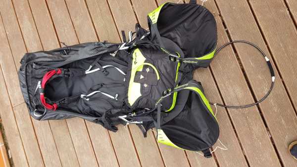 Sellette Sup'air Radicale 3 : Sellette Radicale 3 + Sac airbag neufs, 1 vol,580 €. Sellette Radicale 3 + Sac airbag neufs, 1 vol,580 €