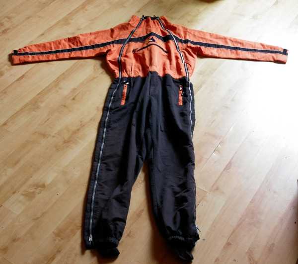 Accessoire SKYWEARS Combinaison cumulus : combinaison parapente Skywears Taille L. combinaison parapente Skywears Taille L