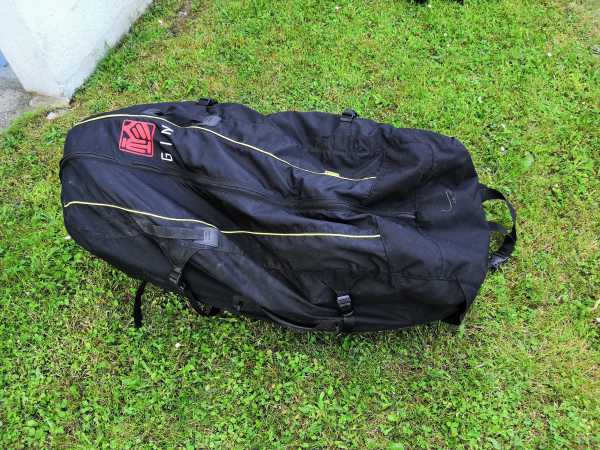 Accessoire GIN Sac de parapente XXL Neuf : Sac de parapente GIN XXL NEUF jamais servi. Sac de parapente GIN XXL NEUF jamais servi