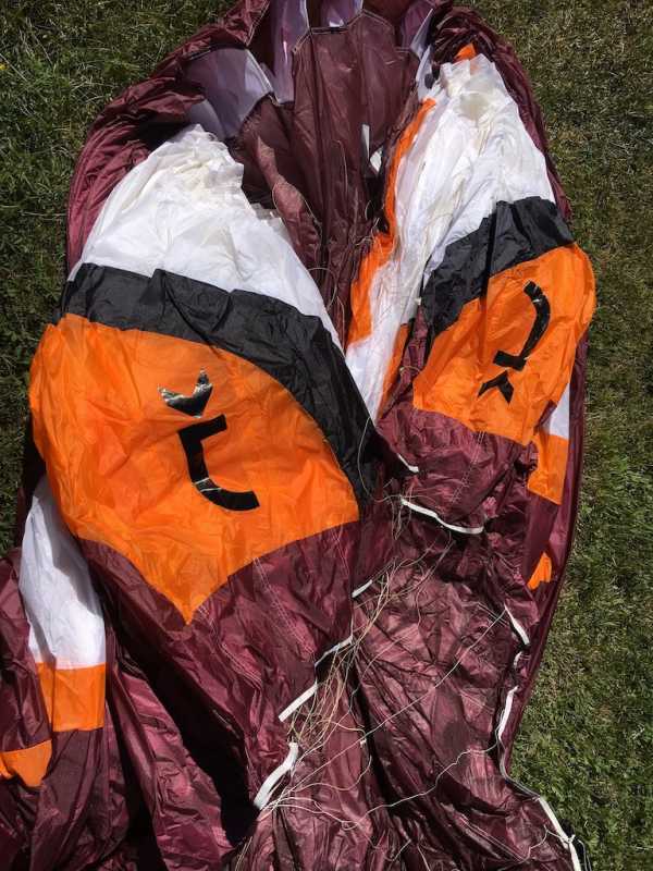 Parapente NIVIUK ARTIK 3 : NIVIUK ARTIK 3 23 PTV : 60-80 TRES TRES BON ETAT 80% VIE - CONTROLE. NIVIUK ARTIK 3 23 PTV : 60-80 TRES TRES BON ETAT 80% VIE - CONTROLE