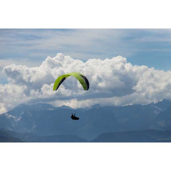 Parapente Niviuk Artic 5 : A vendre Parapente Niviuk Artic 5 24 Cherimoya (verte-noire) état nickel. A vendre Parapente Niviuk Artic 5 24 Cherimoya (verte-noire) état nickel
