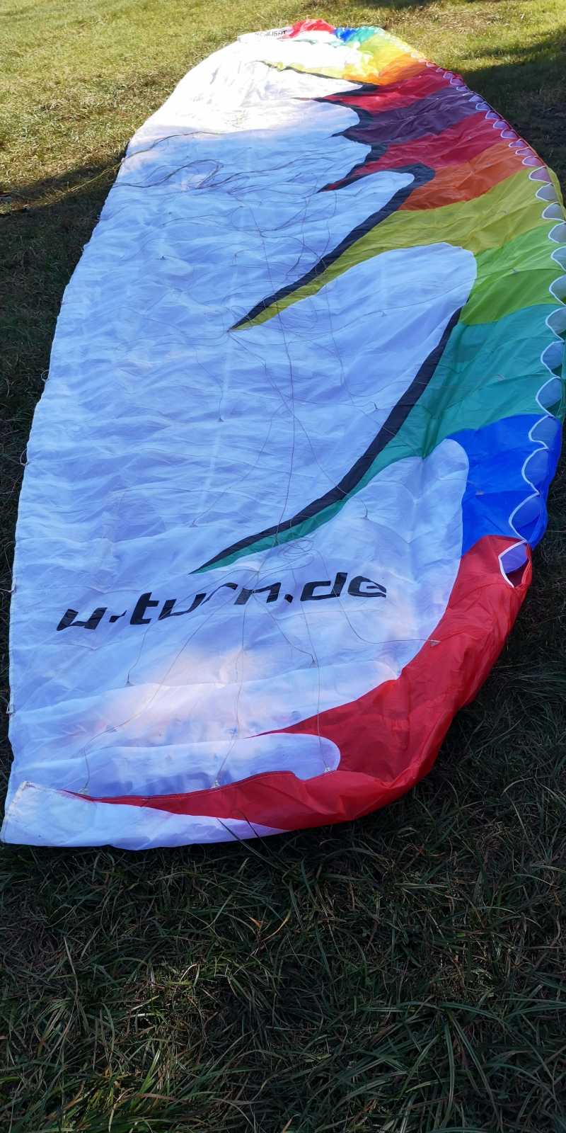 Parapente U turn blacklight Blacklight : U turn blacklight 2014 ex état révisé 600 euros. U turn blacklight 2014 ex état révisé 600 euros