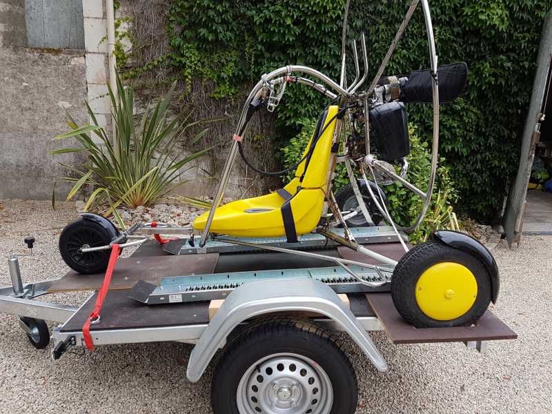 Paramoteur Adventure Funflyer 160 cm3 : Paramoteur chariot funflyer 3000€. Paramoteur chariot funflyer 3000€