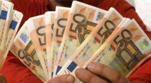 Peut-on souscrire un prêt entre particuliers seul en Belgique lorsque  l’on est fiché, intérimaire ou marié ?oui  c'est possible d'obtenir un prêt rapide sans souci - contactez : ( raffybeatrice6@gmail.com ) -