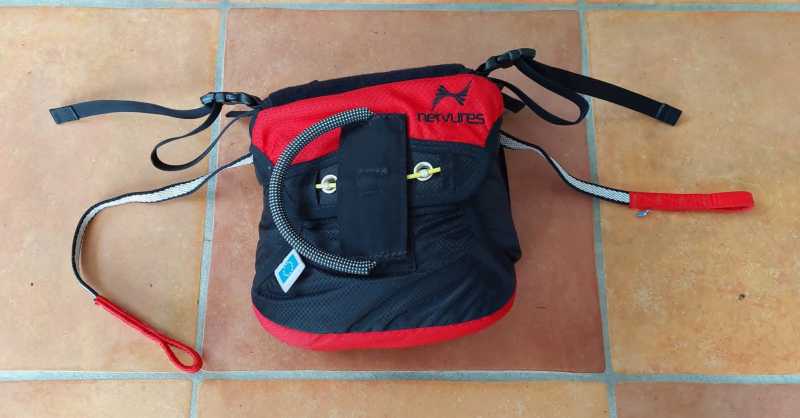 Parachute NERVURES PLUM : NERVURES SECOURS PLUM 2 TAILLE S AVEC CONTENEUR. NERVURES SECOURS PLUM 2 TAILLE S AVEC CONTENEUR