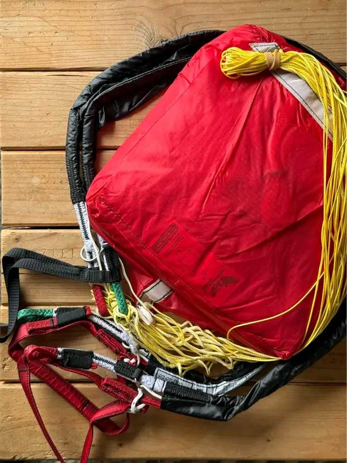 Parachute Secours Beamer : Parachute Secours Beamer 3 100kg. Parachute Secours Beamer 3 100kg