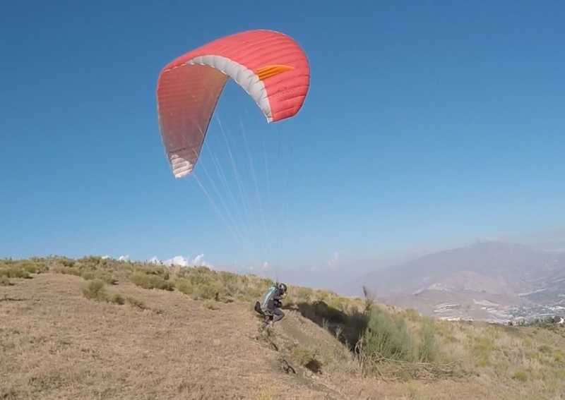 Voile  + Sellette advance Access 3 + parachute de secours