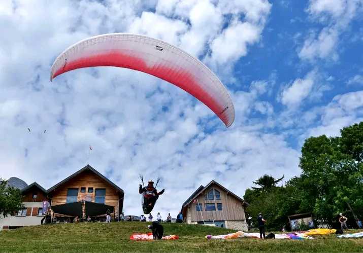 Parapente Ozone Alpina : Parapente Ozone Alpina 4 MS. Parapente Ozone Alpina 4 MS